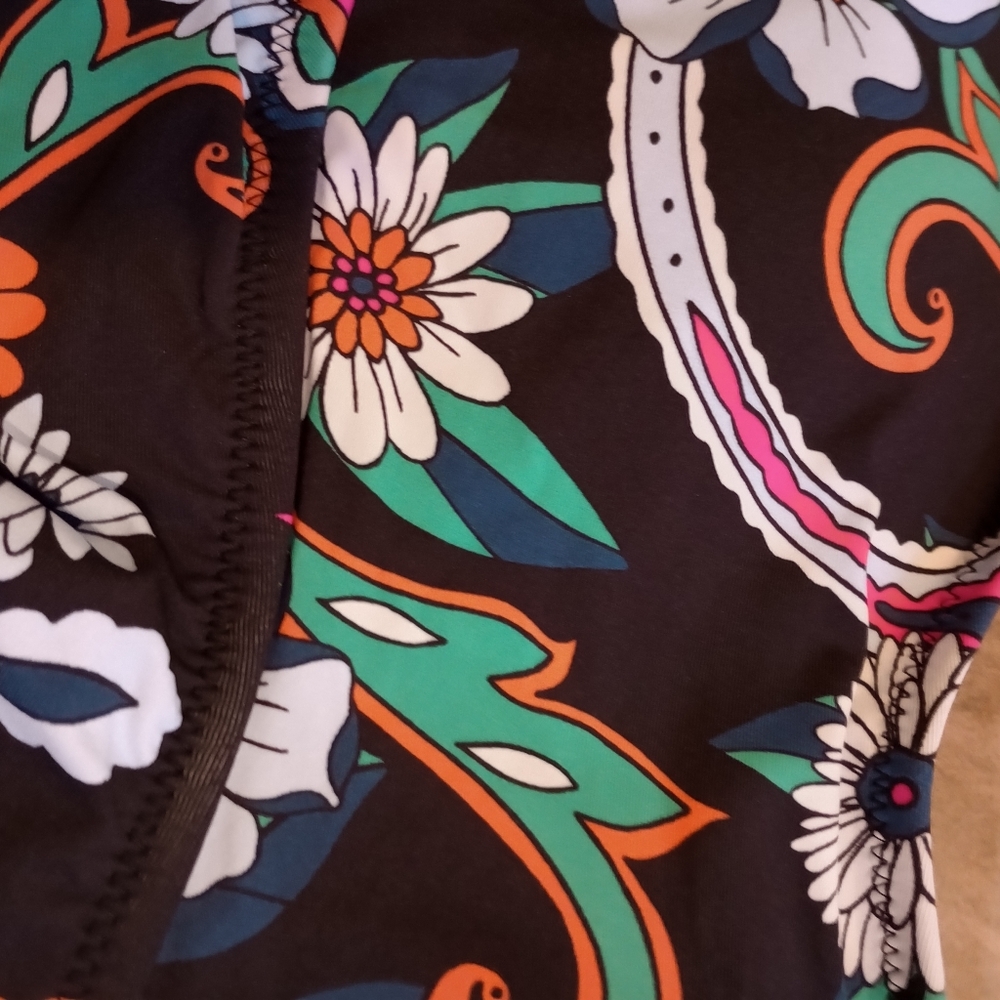 NWT Leilani swimsuit top - Picture 4 of 5